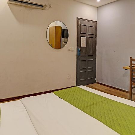 Hotel Admire Inn "Near Atal Chowk, Sector 15, Vasundhara" Ghaziabad Eksteriør billede