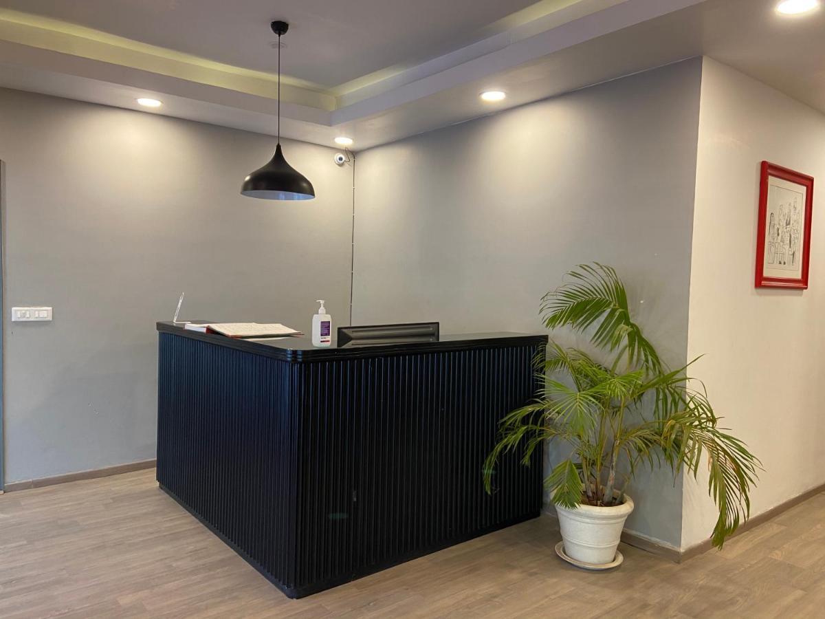 Hotel Admire Inn "Near Atal Chowk, Sector 15, Vasundhara" Ghaziabad Eksteriør billede