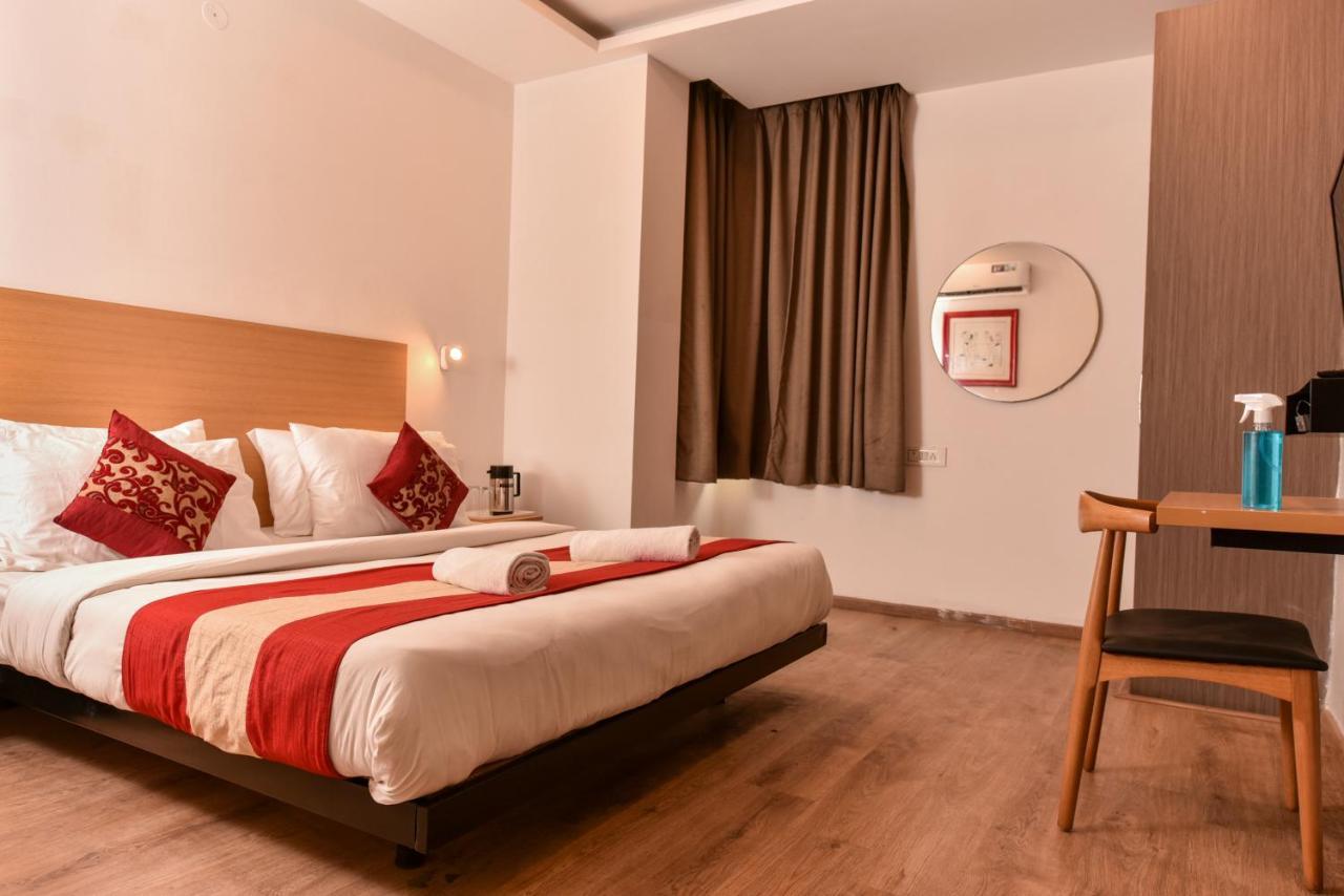 Hotel Admire Inn "Near Atal Chowk, Sector 15, Vasundhara" Ghaziabad Eksteriør billede