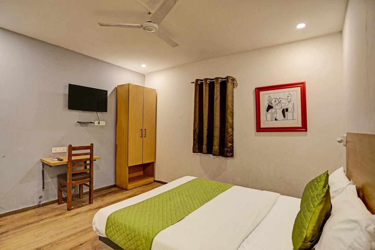 Hotel Admire Inn "Near Atal Chowk, Sector 15, Vasundhara" Ghaziabad Eksteriør billede