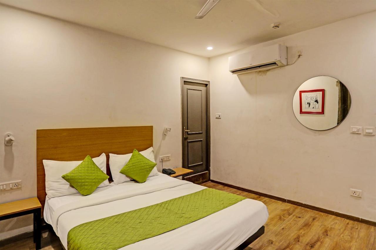 Hotel Admire Inn "Near Atal Chowk, Sector 15, Vasundhara" Ghaziabad Eksteriør billede